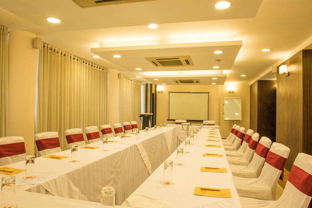 The Red Maple Mashal Resort Indore